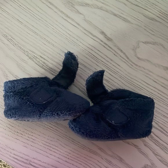 Ugg booties, sz 2-3 - Picture 3 of 3